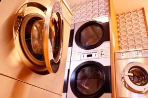 Curățica Brașov - spălare echipamente de lucru, haine și lenjerie